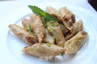 腐皮包黄鱼的做法步骤：11