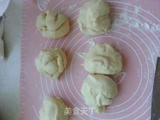 芝麻汉堡胚的做法步骤：4