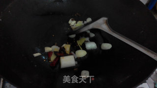 卤鸭掌的做法步骤：3