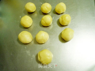 荷花酥的做法步骤：13