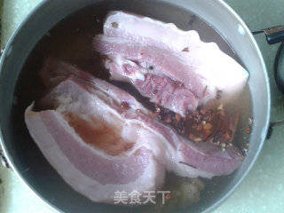梅干菜扣肉的做法步骤：2