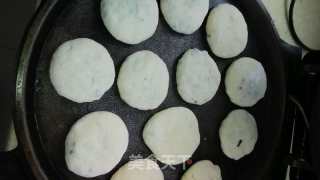 韭菜鸡蛋饼的做法步骤：6