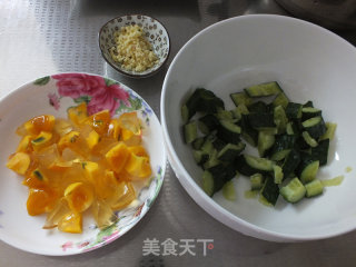 凉拌黄瓜变蛋的做法步骤：2