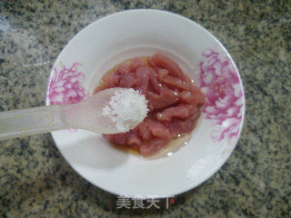 瘦肉丝羊尾笋炒带豆的做法步骤：5