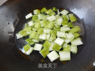 清炒丝瓜皮的做法步骤：7