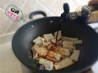 C妈私房之选——引起抢食打架风波的——糖醋带鱼的做法步骤：2