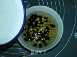 红薯二豆豆浆的做法步骤：3