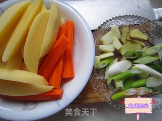 简易版黄焖鸡米饭的做法步骤：3