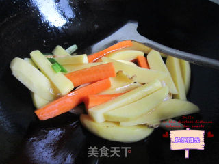 简易版黄焖鸡米饭的做法步骤：6