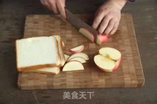 吐司水果派的做法步骤：1