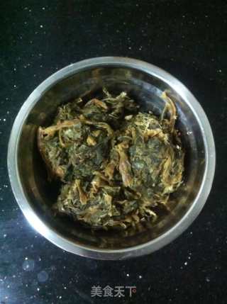 干菜包子的做法步骤：1