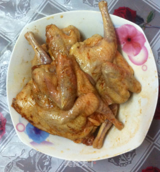 烤乳鸽的做法步骤：1