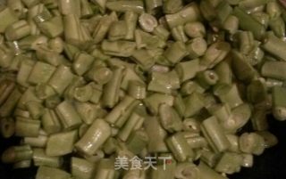 肉末四季豆的做法步骤：2