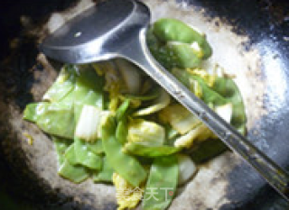 扁豆炒白菜芯的做法步骤：12