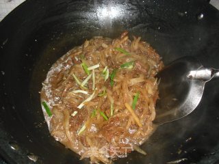 白萝卜丝炒牛肉的做法步骤：6