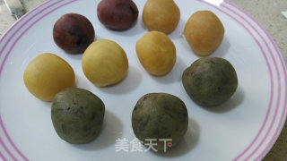 杂锦味冰皮月饼的做法步骤：9