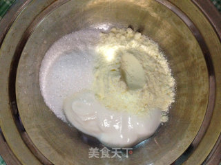 自制老酸奶的做法步骤：1