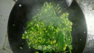 青椒炒毛豆的做法步骤：5