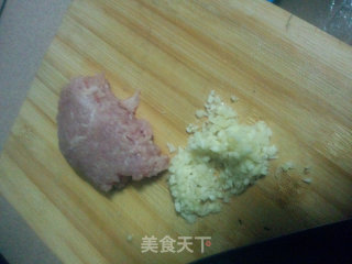 红烧鱼香茄子的做法步骤：1