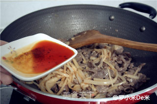 酸笋炒牛肉——不负盛名的壮族风味儿的做法步骤：5