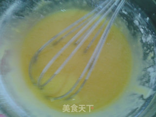 奶油肉松蛋糕卷的做法步骤：2