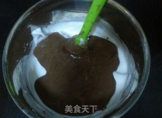 可可戚风的做法步骤：14