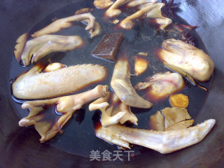 麻辣鸭掌翅的做法步骤：4