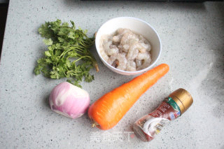 老人孩子适合吃的——虾饼的做法步骤：1