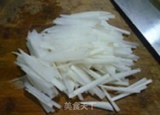 萝卜丝带鱼的做法步骤：2