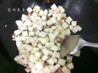 肉末炖冬瓜的做法步骤：8