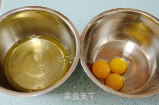 难以抗拒的香甜柔软：【红枣玫瑰戚风】的做法步骤：2