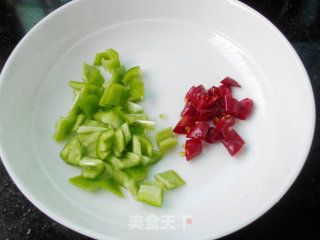 酸辣鸡丁的做法步骤：3