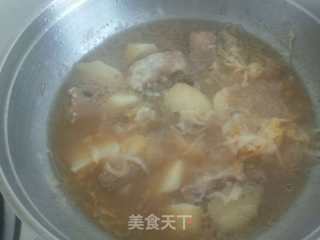 伊盟烩酸菜的做法步骤：2