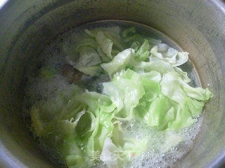 圆白菜肉骨汤的做法步骤：8