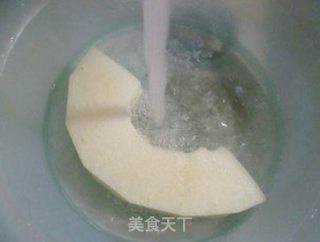 腊鸡腿冬瓜汤的做法步骤：2