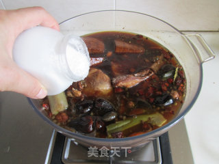 卤鸭腿干子双拼的做法步骤：8