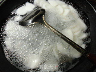 肉丝西葫芦炒年糕的做法步骤：4