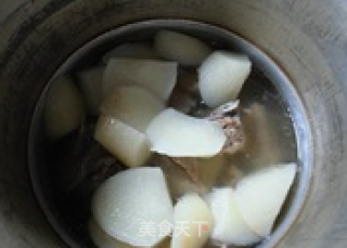 萝卜肉骨汤的做法步骤：8