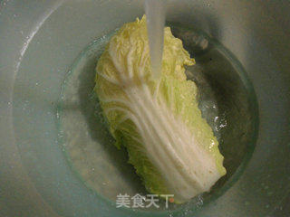 小娘蟹炒白菜的做法步骤：2