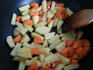 家庭制作猪扒咖喱饭的做法步骤：4