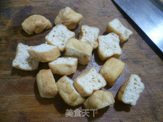 咸肉油豆腐毛豆汤的做法步骤：3