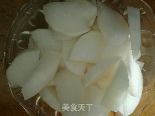 白萝卜羊排汤的做法步骤：7
