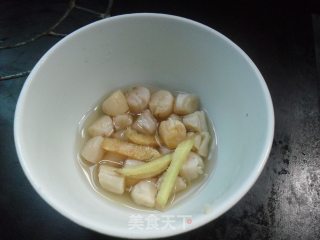干贝蛋白炒饭的做法步骤：2