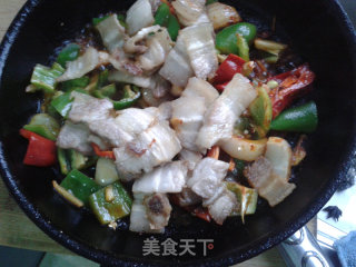 双椒回锅肉的做法步骤：8