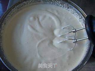草莓酱夹心蛋糕的做法步骤：1