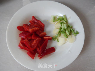 丝瓜皮炒鸡蛋的做法步骤：5