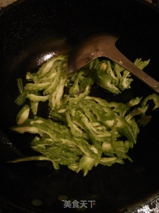 剁椒豆豉炒苦瓜的做法步骤：4