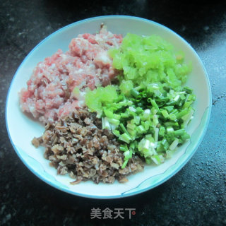 木耳猪肉煎饼的做法步骤：2