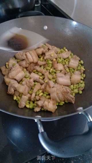 黄豆焖五花肉的做法步骤：5