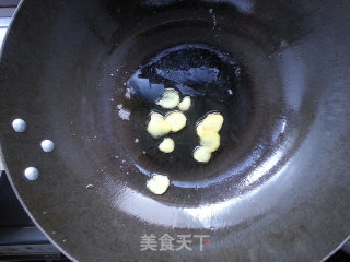 美味营养丰富的番茄干贝紫菜鸡蛋汤的做法步骤：4